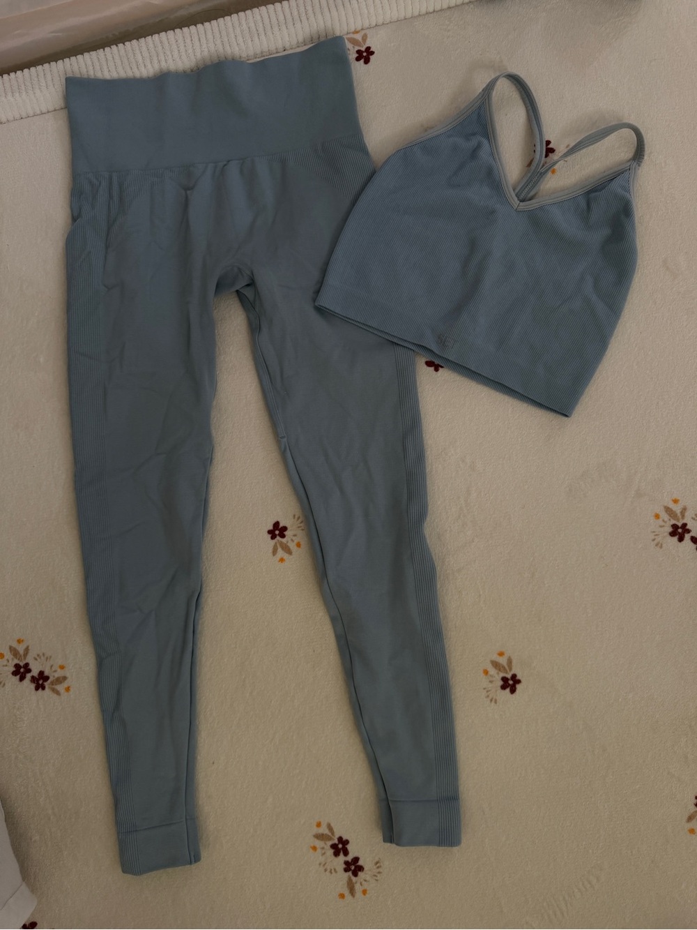Set active light blue workout set